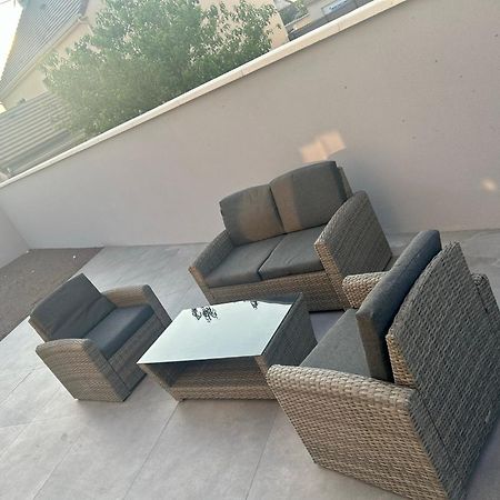 Bella Vista, Parking Gratuit, 5 Min Auxerre Apartment Monéteau Exterior foto